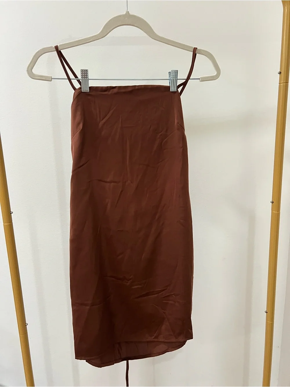 La Hearts sleek slip